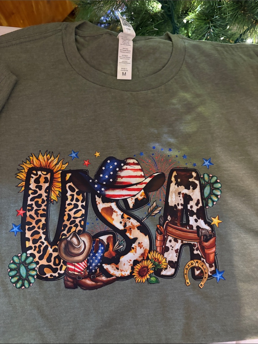 Olive USA Graphic Short Sleeve Tee - Women